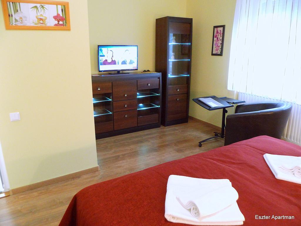 Eszter Apartman Bekescsaba Exterior foto