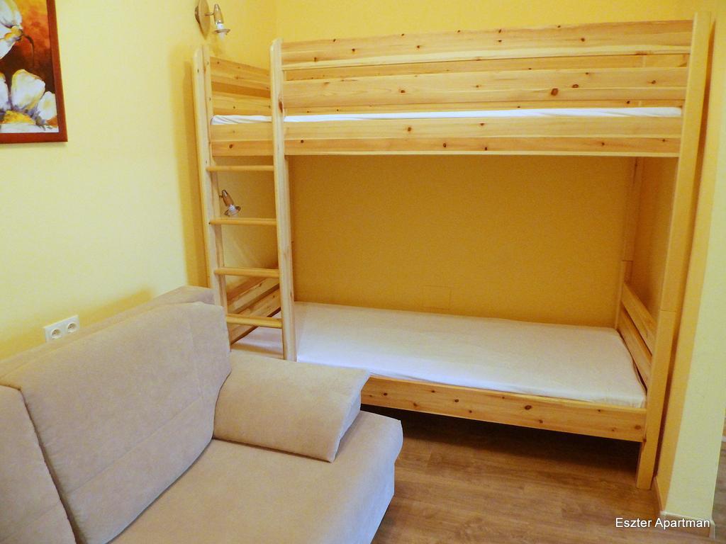 Eszter Apartman Bekescsaba Exterior foto